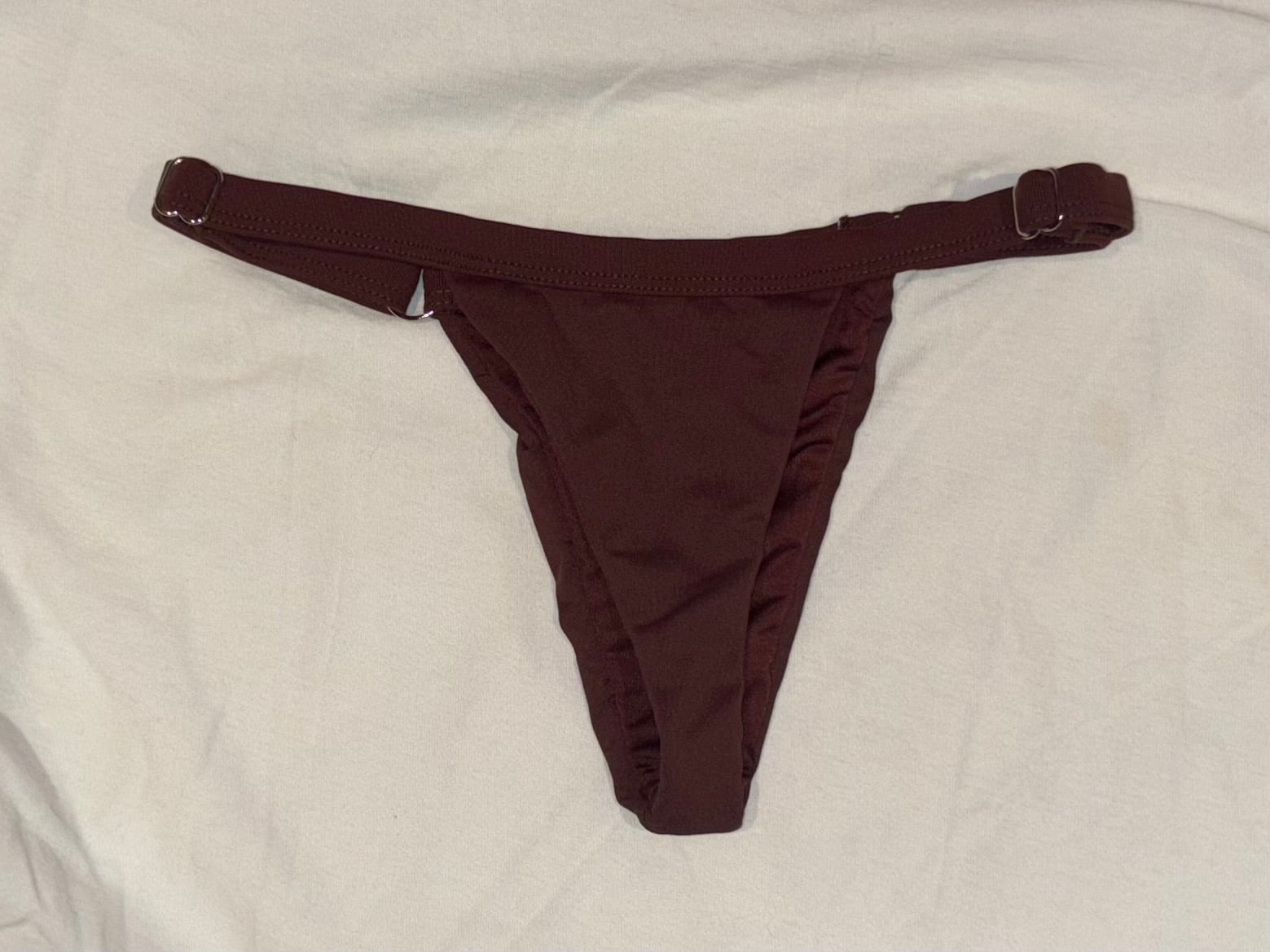 Bikini Bom Bom